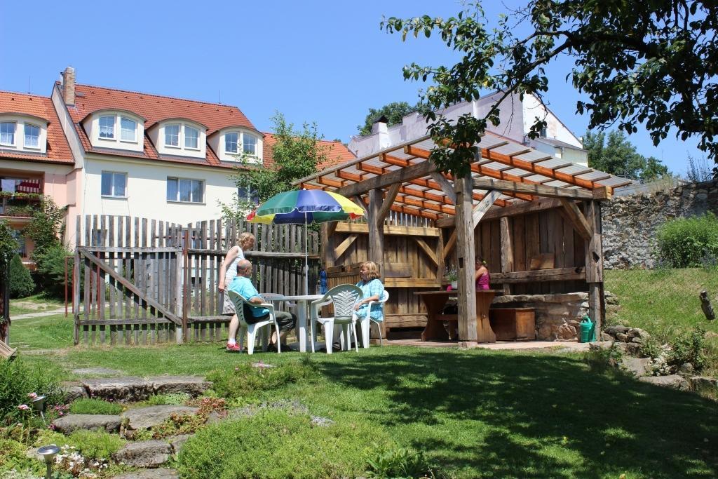 Penzion Gomelská Horní Stropnice Exterior foto